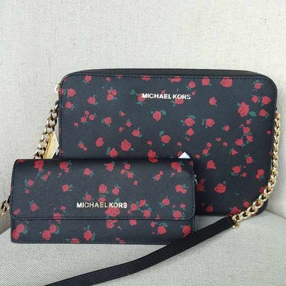 Michael Kors Handbags - SOLD NWT Michael Kors Bag And Wallet Bundle set